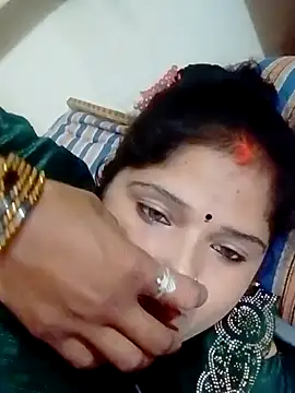 Snapshot of annaya_sweet chatting on April 23, 7:20 am annaya sweet online show from April 23, 7:20 am