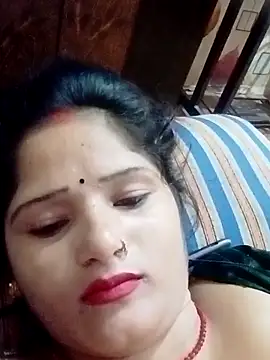 Snapshot of annaya_sweet chatting on May 4, 10:00 am annaya sweet online show from May 4, 10:00 am