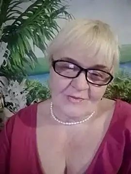 Snapshot of VioletSweet566 chatting on February 26, 9:37 pm VioletSweet566 online show from February 26, 9:37 pm
