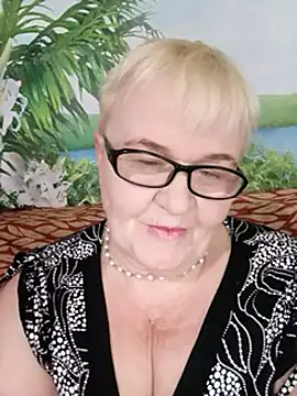 Snapshot of VioletSweet566 chatting on March 21, 3:35 pm VioletSweet566 online show from March 21, 3:35 pm