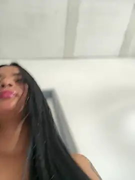 Laura fernandezII online show from March 21, 7:13 pm