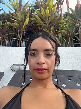 Laura fernandezII online show from June 23, 9:02 pm