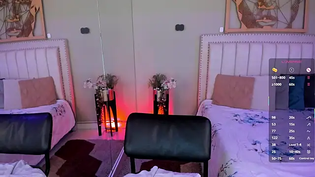 Snapshot of LenaRuiz_ chatting on May 26, 12:01 pm LenaRuiz online show from May 26, 12:01 pm
