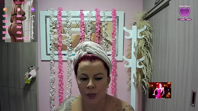 Snapshot of KAROL_MILF chatting on July 18, 10:24 pm KAROL MILF online show from July 18, 10:24 pm