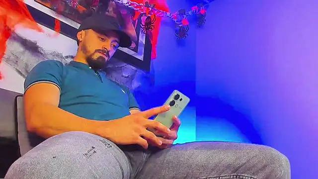 MAXIMUS MASTE3 online show from October 9, 8:40 pm