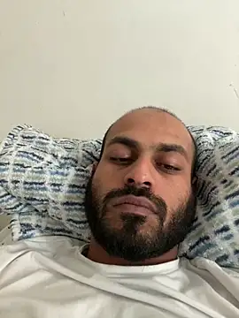 islandvybee55 online show from January 11, 7:59 pm