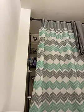 islandvybee55 online show from March 2, 5:14 pm