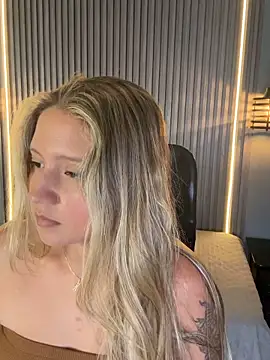 MiaPetit  online show from October 4, 9:13 pm