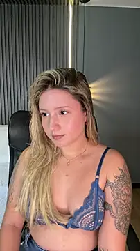 MiaPetit  online show from November 6, 12:00 am