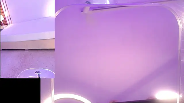 CookiesAndBoots online show from April 13, 5:24 am