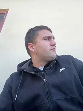 Snapshot of ErPumas126 chatting on December 17, 10:55 am ErPumas126 online show from December 17, 10:55 am