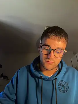 Snapshot of ErPumas126 chatting on November 5, 10:26 am ErPumas126 online show from November 5, 10:26 am