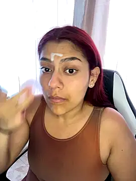 Aprilsmith2 online show from December 3, 8:39 pm