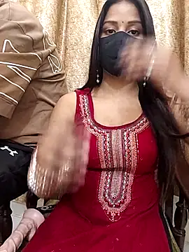 Hotty-anushka online show from March 22, 12:25 pm