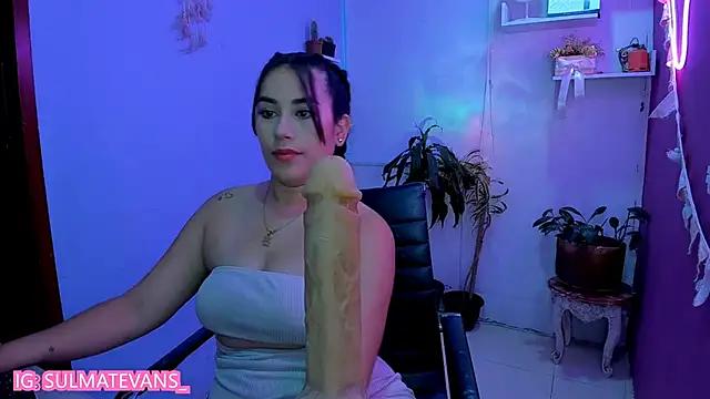 Snapshot of _sulmatevans_ chatting on April 27, 10:46 am sulmatevans online show from April 27, 10:46 am