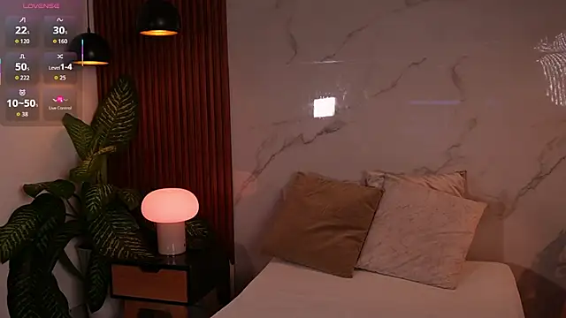 lexiee grey  online show from May 7, 11:48 am