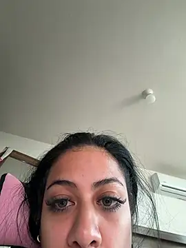 Snapshot of alexavenezia chatting on February 8, 12:36 am alexavenezia online show from February 8, 12:36 am