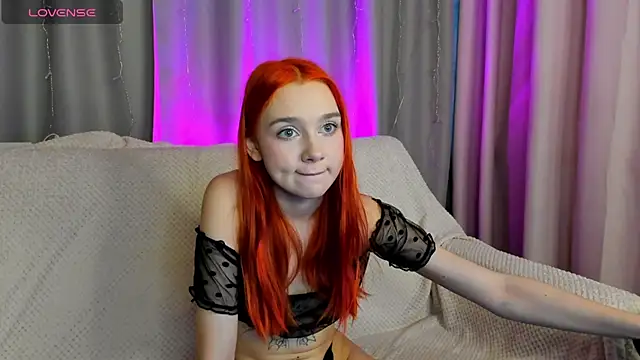 Lesi Moonie01 online show from December 25, 8:18 am