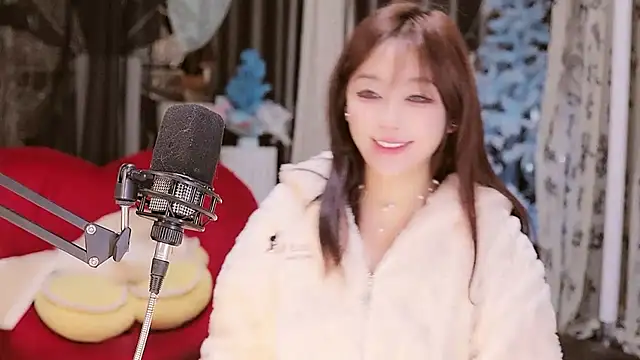 Snapshot of Missy_Nana21 chatting on December 20, 3:53 pm Missy Nana21 online show from December 20, 3:53 pm