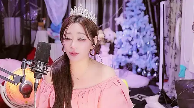 Snapshot of Missy_Nana21 chatting on January 4, 7:13 pm Missy Nana21 online show from January 4, 7:13 pm