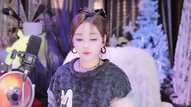 Snapshot of Missy_Nana21 chatting on January 18, 4:10 pm Missy Nana21 online show from January 18, 4:10 pm