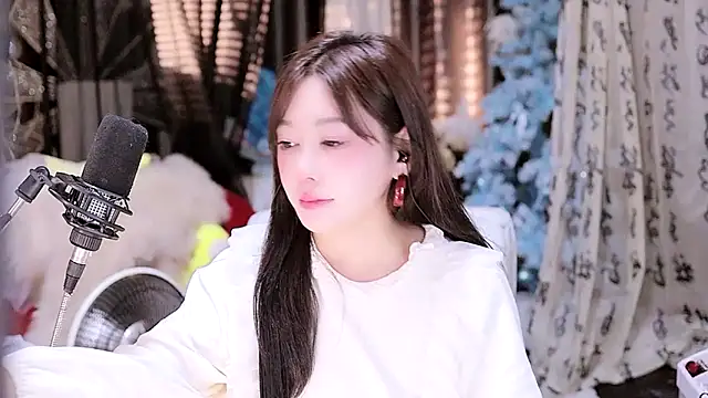 Snapshot of Missy_Nana21 chatting on March 21, 4:18 pm Missy Nana21 online show from March 21, 4:18 pm