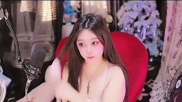 Snapshot of Missy_Nana21 chatting on October 31, 4:19 pm Missy Nana21 online show from October 31, 4:19 pm