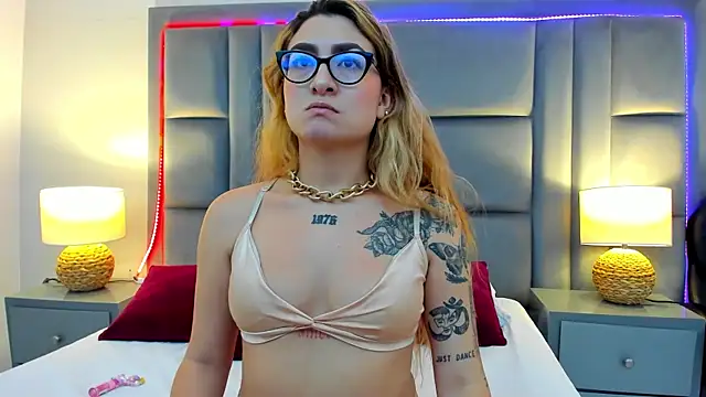 AmbarSantany online show from March 14, 12:06 am