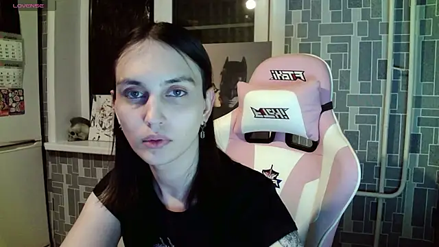 BlackHe4rts  online show from December 14, 11:12 pm