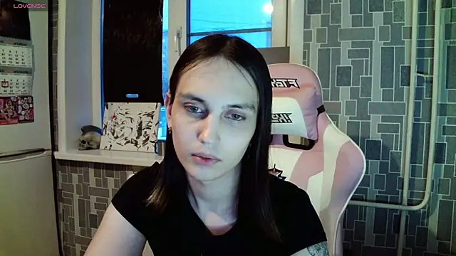 BlackHe4rts  online show from December 15, 2:19 am