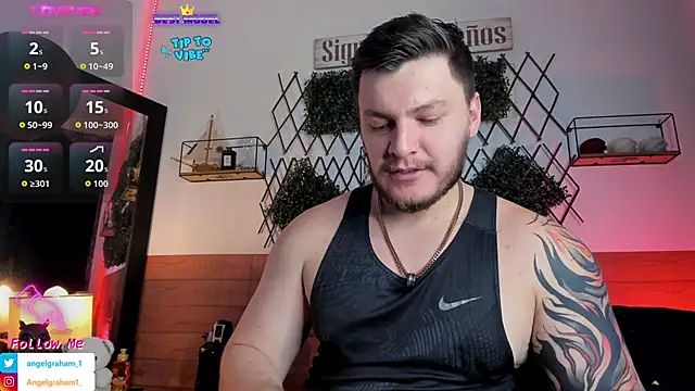Snapshot of Angelgraham_1 chatting on November 18, 5:06 pm Angelgraham 1 online show from November 18, 5:06 pm