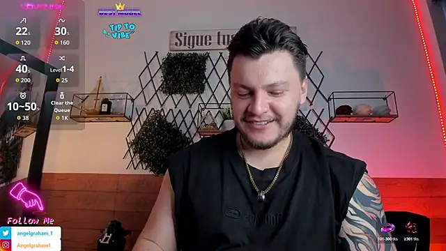 Snapshot of Angelgraham_1 chatting on January 5, 5:27 pm Angelgraham 1 online show from January 5, 5:27 pm