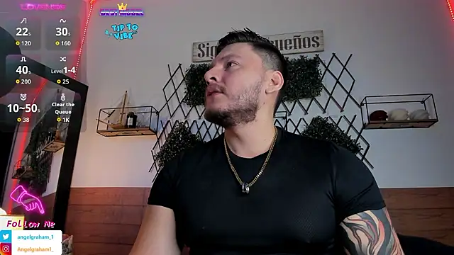Snapshot of Angelgraham_1 chatting on February 17, 4:57 pm Angelgraham 1 online show from February 17, 4:57 pm
