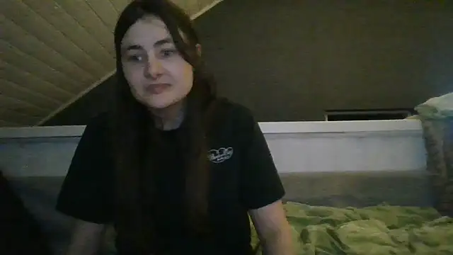 Snapshot of crazyonyou199611 chatting on February 24, 1:03 am crazyonyou199611 online show from February 24, 1:03 am