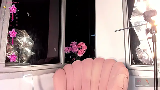 Megan Lim online show from January 13, 10:25 am