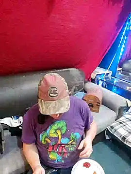 Boo-boo kittyfux online show from September 27, 8:19 am