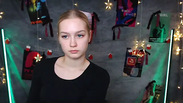 Snapshot of MademoiselleCl chatting on February 1, 1:31 pm MademoiselleCl online show from February 1, 1:31 pm