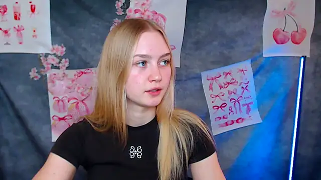 Snapshot of MademoiselleCl chatting on March 4, 1:50 pm MademoiselleCl online show from March 4, 1:50 pm