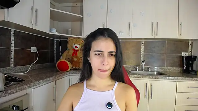 Snapshot of anna_alvarez chatting on July 10, 11:46 am anna alvarez online show from July 10, 11:46 am
