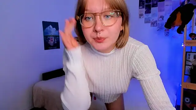 Snapshot of leazy_peazy chatting on October 3, 6:43 am leazy peazy online show from October 3, 6:43 am