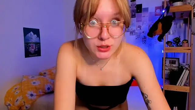 Snapshot of leazy_peazy chatting on October 3, 7:44 pm leazy peazy online show from October 3, 7:44 pm