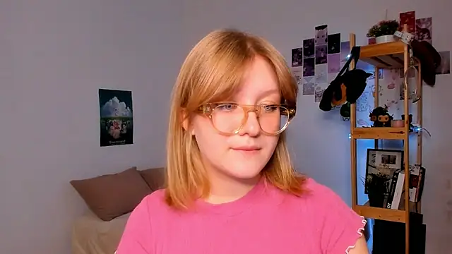 Snapshot of leazy_peazy chatting on October 15, 6:57 am leazy peazy online show from October 15, 6:57 am