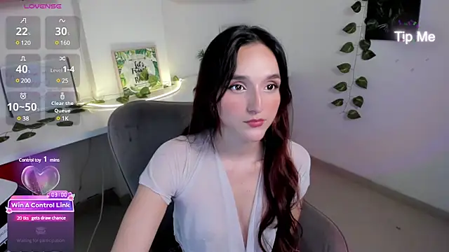 Snapshot of Dakota_Faning chatting on March 3, 1:53 pm Dakota Faning online show from March 3, 1:53 pm