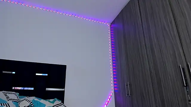 Snapshot of Kristen_dollts chatting on January 22, 10:15 pm Kristen dollts online show from January 22, 10:15 pm