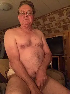 Snapshot of Tonybaloney1972 chatting on December 16, 3:08 am Tonybaloney1972 online show from December 16, 3:08 am