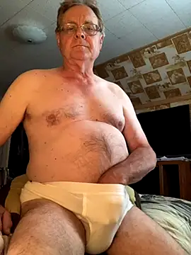 Snapshot of Tonybaloney1972 chatting on October 2, 10:06 pm Tonybaloney1972 online show from October 2, 10:06 pm