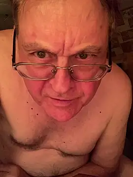 Snapshot of Tonybaloney1972 chatting on July 9, 4:27 am Tonybaloney1972 online show from July 9, 4:27 am