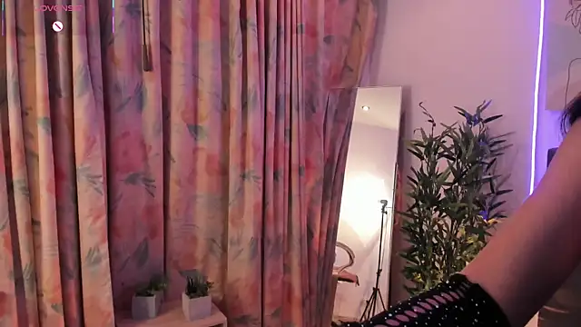 Snapshot of aisha_bx chatting on January 23, 11:48 am aisha bx online show from January 23, 11:48 am