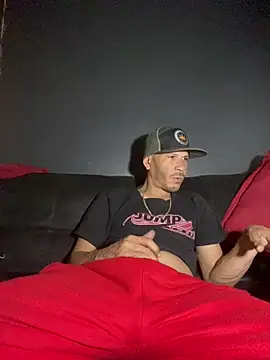 Snapshot of Chico_Bellaco chatting on April 26, 2:31 am Chico Bellaco online show from April 26, 2:31 am