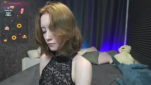 Snapshot of MonicaPerryy chatting on March 1, 9:15 pm MonicaPerryy online show from March 1, 9:15 pm